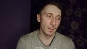 Телефон S25 работал потом перестал  включается почему?