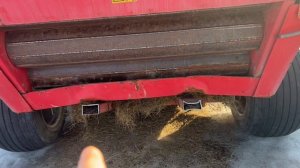 JOHN DEERE 575 и WELGER RP320 PROFI два старых пресс-подборщика