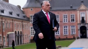 Киев перешел к прямым угрозам семье Орбана