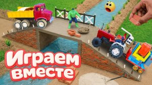 МУЛЬТИКИ ПРО МАШИНКИ И СУПЕРГЕРОЕВ ДЛЯ ДЕТЕЙ 🚗 ИГРУШЕЧНЫЙ ЧЕЛОВЕК ПАУК И ХАЛК СПАСАЮТ ПОЕЗД Ч.11