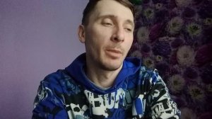 Почему телефон iqoo не включается?