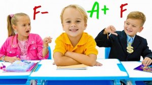 Дети показывают, что знания в школе - это самое главное