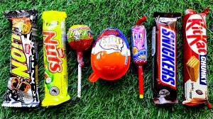 Залипательное ASMR: распаковка гигантских конфет, шоколада и разноцветных леденцов