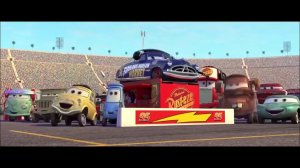 Молния Маккуин участвует в гонке на кубок  Поршня (начало заезда) отрывок из мультфильма Тачки 2006