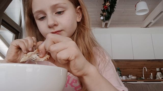 Я ОДНА на ДАЧЕ/Dari