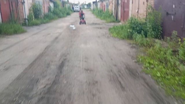 Одноосная тележка на фаркоп инвалидного кресла.