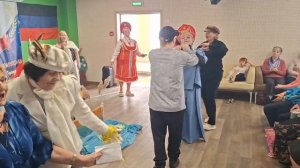 Три девицы 3