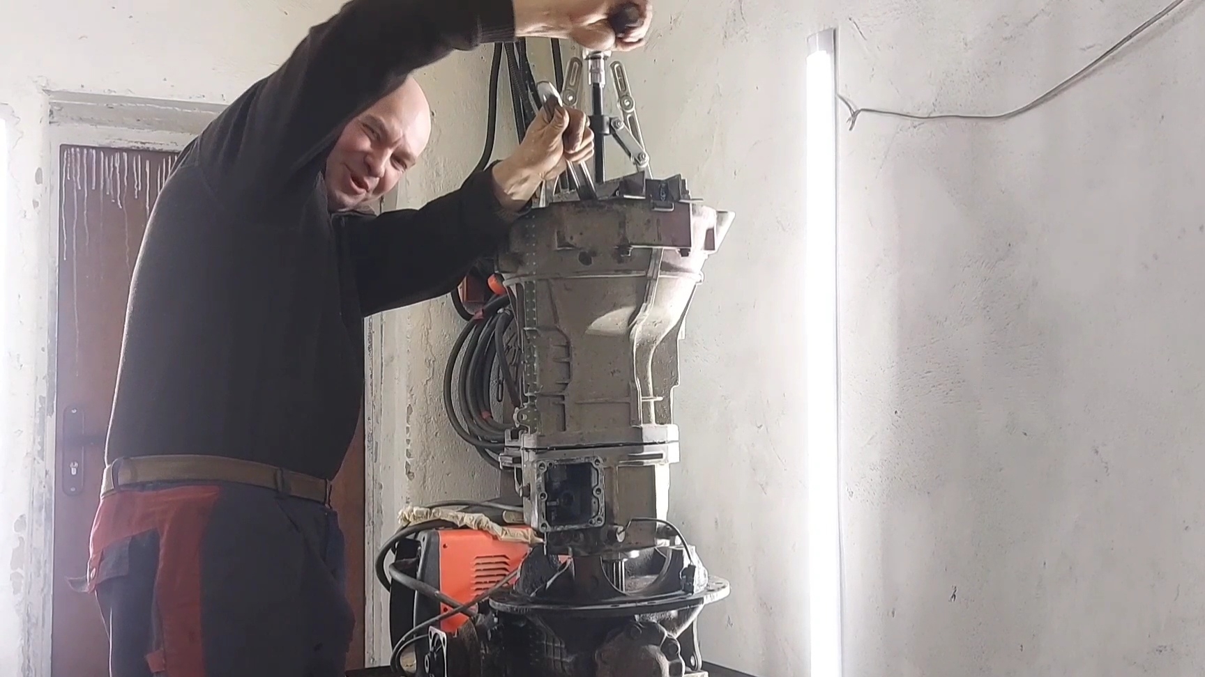 Разбираю КПП И РАЗДАТКУ