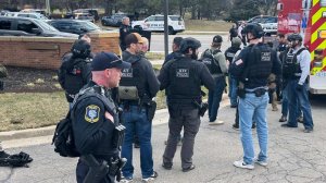 AP: в Мичигане застрелили мужчину, протаранившего на машине синагогу