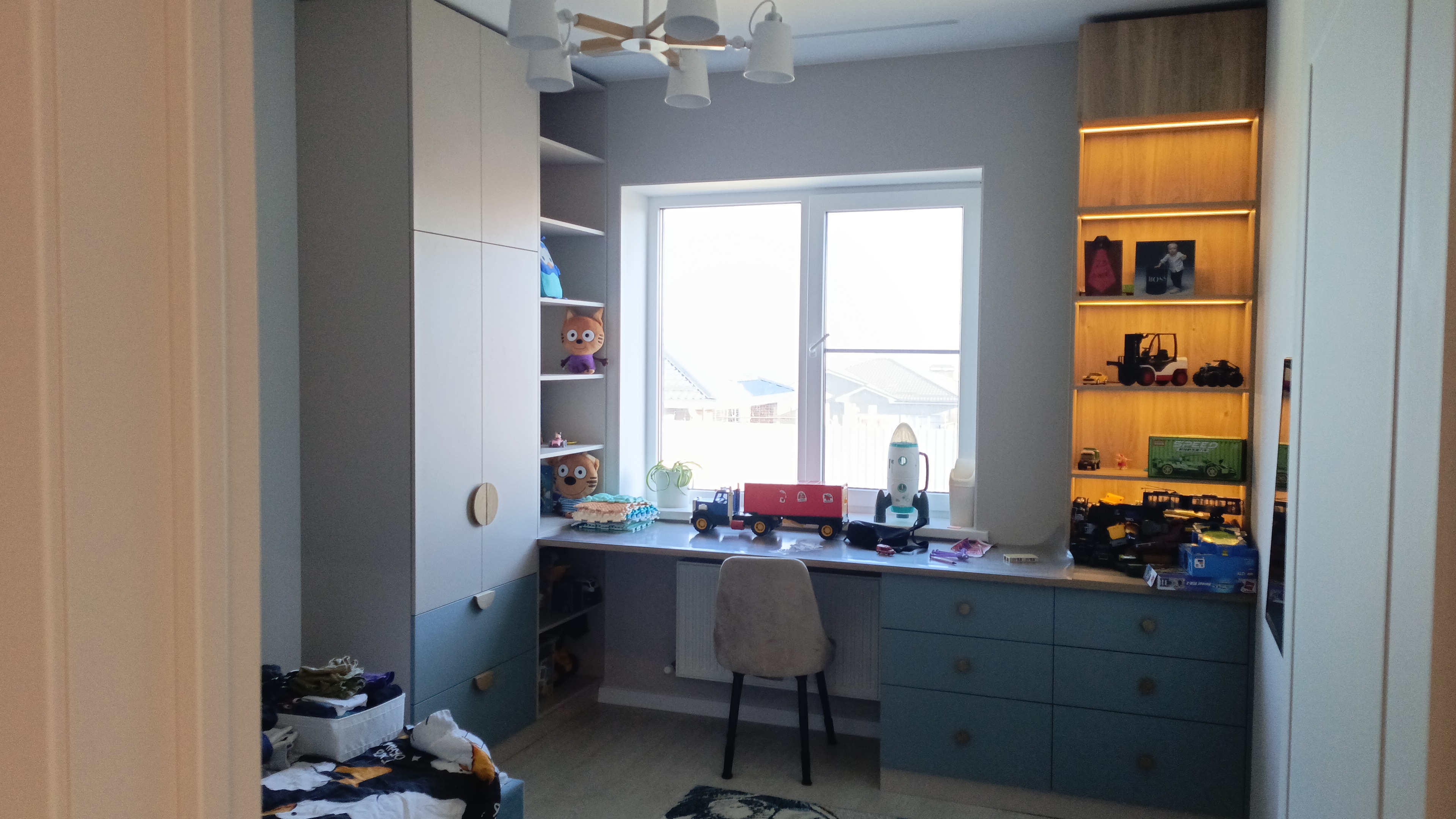 Мебель в детскую 