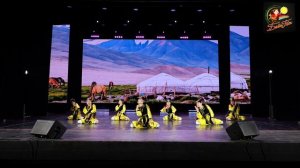 БАЙН ТЕГ. Монгольский танец "Табунщицы"