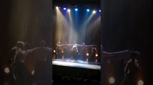 Ден Ис - Разбитый