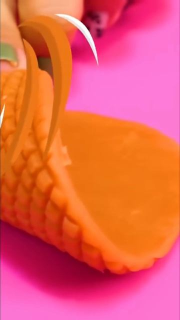 Магия на кухне: герои Frozen мастерят хрустящий рожок! 😋 #холодноесердце #длядетей #shorts