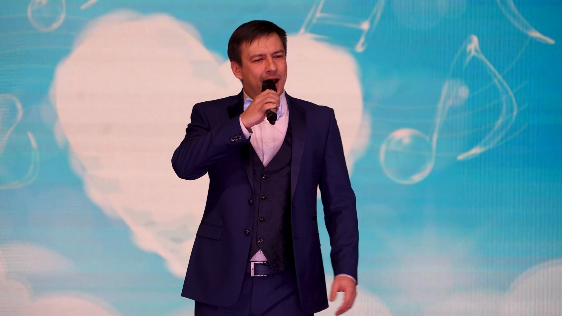 Е. Штейнмиллер » Выйду на улицу «