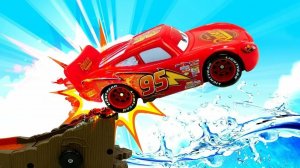 МУЛЬТИКИ ПРО МАШИНКИ 🚗 МОЛНИЯ МАКВИН И НЕВЕРОЯТНЫЕ ТРЮКИ. СКОРОСТНОЙ СПУСК И МИМОЛЕТНЫЕ ВИРАЖИ