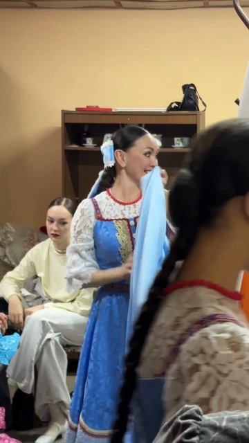 Перед концертом Государственного ансамбля танца "Марий Эл" в Новоторъяльском ЦКиД