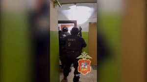 Подмосковные полицейские в Электростали задержали участников группы, подозреваемых в вымогательстве