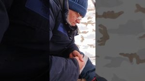 Зимняя рыбалка на нашем озере.Конец февраля.