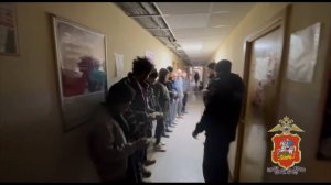 В Мытищах подмосковная полиция выявила в хостеле 33 иностранца с миграционными нарушениями