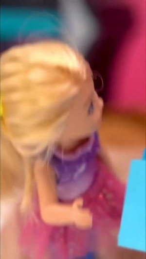 Рюкзак найден! Барби и Челси ликуют от радости 🥳 #Barbie #длядетей #shorts