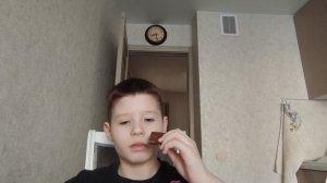 Пробую новые конфеты из спара часть 2