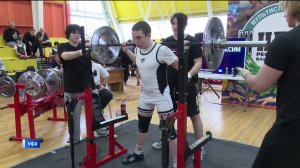 В Уфе проходят два турнира по силовым видам спорта — «Весенний вызов Урала» и «Битва сильнейших»