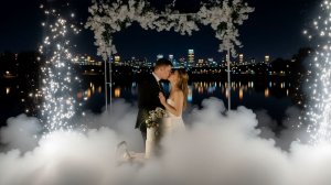 Спаркуляры и тяжелый дым на свадьбе