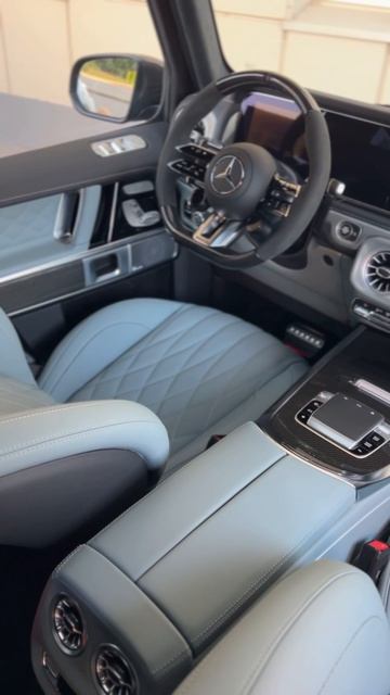 Перетяжка салона Мерседес Гелендваген.