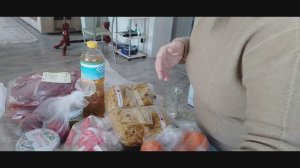 Опять закупили продукты. Вспомнила вкус сметаны. Обзор участка  как перезимовала груша.