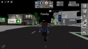 Brookheaven ROBLOX НАШЛА СТИЧА НА ЗАБРОШЕННОЙ РАКЕТЕ!