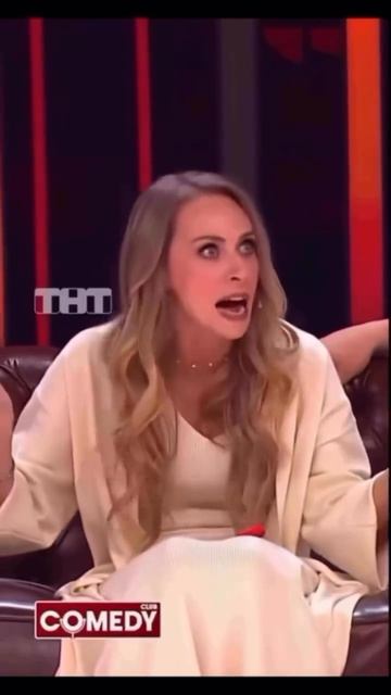 Мне хотелось стабильности. Поэтому я выбрала путь, где её никогда нет🤣