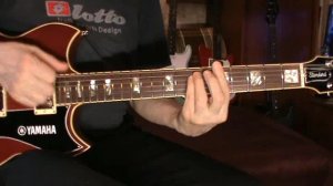 Восточная песня -Д. Тухманов (как играть на гитаре аккорды)