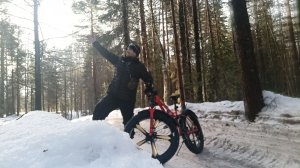 Побывал в лесу на фет байке лесовозный дорогах . побывал делянке .