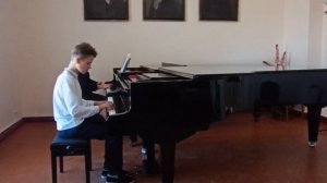 П.Чайковский-И.Оловников "Интермеццо" из балета "Лебединое озеро". Играет Мавров Мвксим