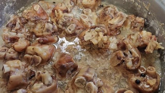 Нежнейшие свиные ножки.