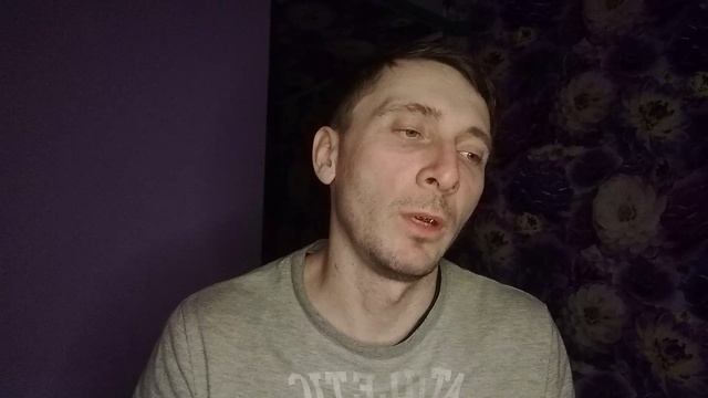 Почему телефон X 200 не включается?