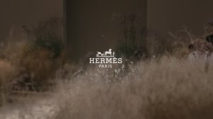 Показ женской коллекции Hermès весна-лето 2024