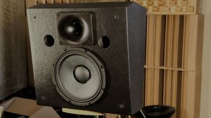 Диагностика киношной акустики.