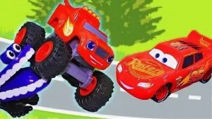 МУЛЬТИКИ ПРО МАШИНКИ 🚗 МОЛНИЯ МАКВИН НАСТОЯЩАЯ ДРУЖБА. СУПЕРТАЧКИ И ТРАНСФОРМЕРЫ ВЫХОДЯТ НА ТРАССУ