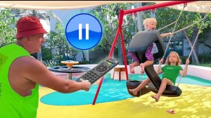 Софунья Шалунья - София и Ника поставили Папу на ПАУЗУ.