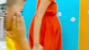 Ники узнает, как важно ухаживать за своими зубами