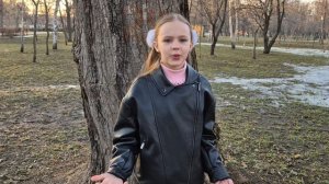 Мирослава Голюга 8 лет г.Белгород (Ксения Драгунская "Лысая зеленая макака"))