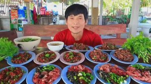 #MUKBANG Острый ларб из утки с соусом и овощами. ASMR МУКБАНГ ЕДА НА КАМЕРУ ОБЖОР ОБЕД