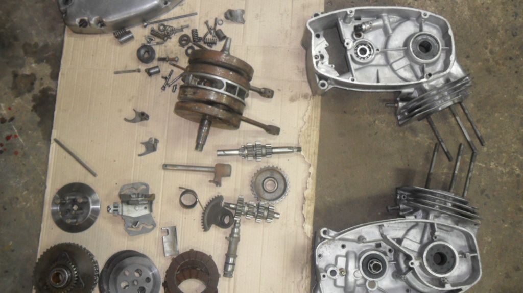 Дефектовка двигателя Ява 634 из г. Санкт-Петербург (Jawa 634)