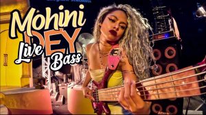 Willow Smith - Wait Minute | Mohini Dey Live Bass