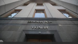 В Верховной раде сообщили о желании около 40 депутатов сложить полномочия