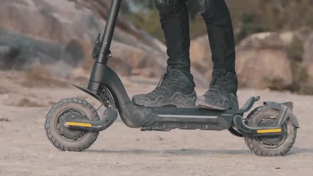 Полноприводный электросамокат ELECTROWAY X5max