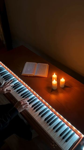 Last Christmas #aesthetic #piano #calm смотреть онлайн