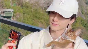 "Агу, горы и я" - прогулка Чжана Синьчэна