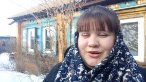 Архивное видео уборка в доме и перестановка